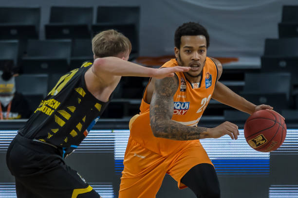 赛场的竞争 赛场的竞争